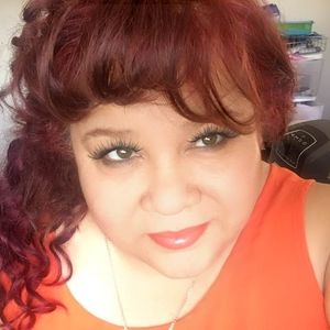 Meet your Posher, Leyla